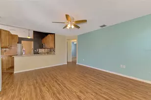 7805 38th Ct E, Sarasota, FL 34243 - Photo 22