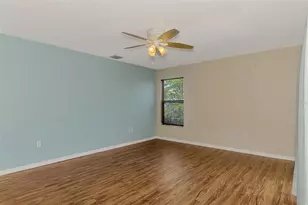 7805 38th Ct E, Sarasota, FL 34243 - Photo 20
