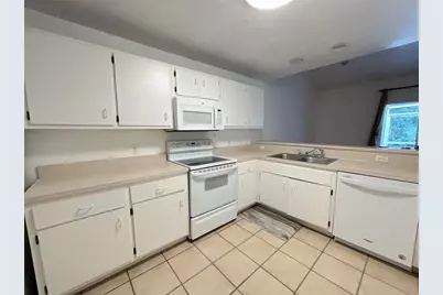 4700 SW Archer Road #D30, Gainesville, FL 32608 - Photo 4