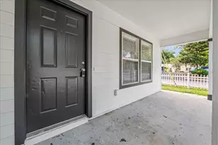 415 NW 10th St, Gainesville, FL 32601 - Photo 4