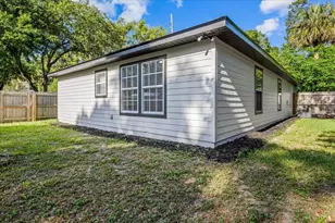 415 NW 10th St, Gainesville, FL 32601 - Photo 24