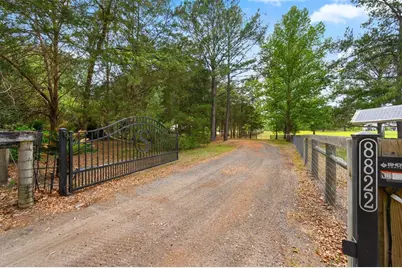8822 NW 170th Street, Alachua, FL 32615 - Photo 4