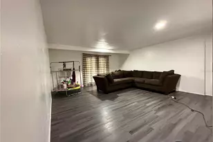 1610 NE 19th Pl, Gainesville, FL 32609 - Photo 2