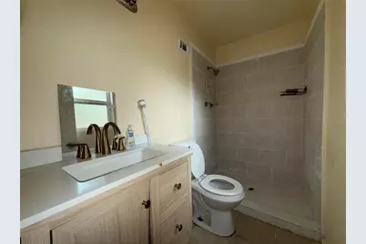1610 NE 19th Place, Gainesville, FL 32609 - Photo 10