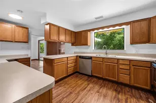 3716 SW 6th Pl, Gainesville, FL 32607 - Photo 14