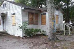 1815 NE 16th Way, Gainesville, FL 32609 - Photo 2