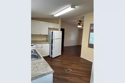 212 Ashley Street, Hawthorne, FL 32640 - Photo 8