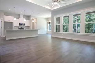 525 SW Heathridge Dr, Lake City, FL 32024 - Photo 2