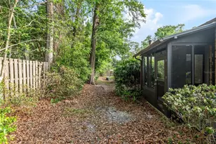 2738 NW 39th Dr, Gainesville, FL 32606 - Photo 28