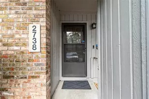 2738 NW 39th Dr, Gainesville, FL 32606 - Photo 4