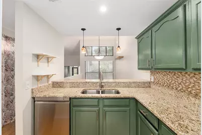2738 NW 39th Drive, Gainesville, FL 32606 - Photo 6