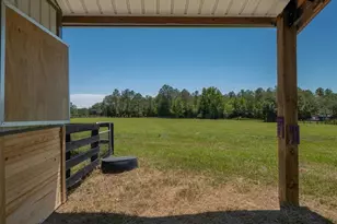 23053 NW 142nd Ave, High Springs, FL 32643 - Photo 34