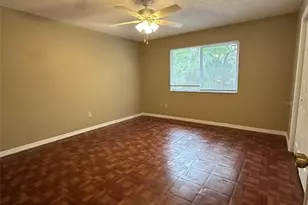 2422 NW 4th Terrace, Gainesville, FL 32609 - Photo 14