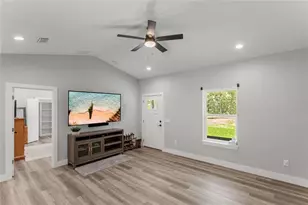 207 N Palmetto Ave, Florahome, FL 32140 - Photo 12