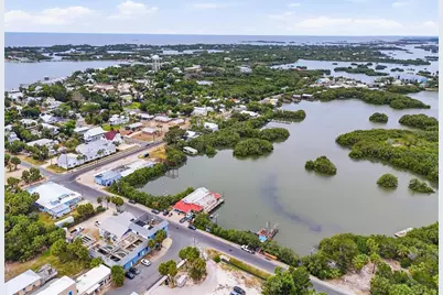 505 3rd Street, Cedar Key, FL 32625 - Photo 2