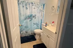 615 SW 11th Ln, Gainesville, FL 32601 - Photo 4