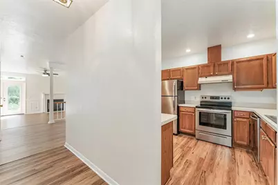 831 NW 42nd Terrace, Gainesville, FL 32605 - Photo 4