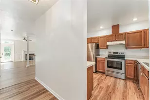 831 NW 42nd Terrace, Gainesville, FL 32605 - Photo 4