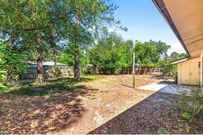 1302 NE 14th Terrace, Gainesville, FL 32601 - Photo 14