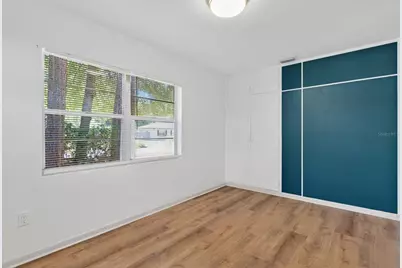 1302 NE 14th Terrace, Gainesville, FL 32601 - Photo 10