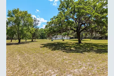 415 SE Adams Street, High Springs, FL 32643 - Photo 48