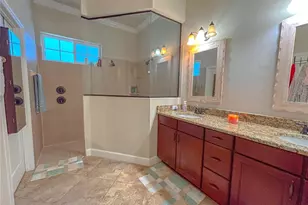 7866 SW 82nd Dr, Gainesville, FL 32608 - Photo 8