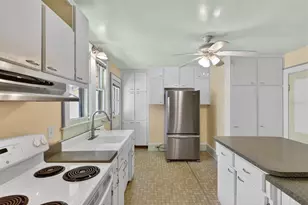 616 NE 7th St, Gainesville, FL 32601 - Photo 14