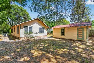 616 NE 7th St, Gainesville, FL 32601 - Photo 28
