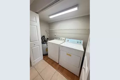 [Address not provided], Gainesville, FL 32601 - Photo 8
