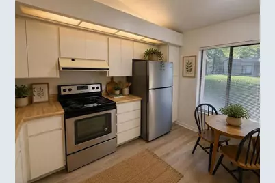 4052 NW 23rd Circle, Gainesville, FL 32605 - Photo 4
