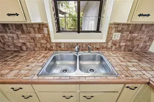 4130 NW 19th Pl, Gainesville, FL 32605 - Photo 18