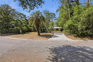 4130 NW 19th Pl, Gainesville, FL 32605 - Photo 4