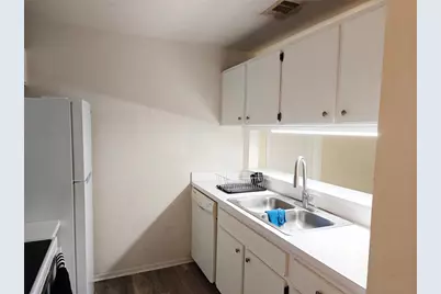 4000 SW 23rd Street #5-207 Room A, Gainesville, FL 32608 - Photo 8