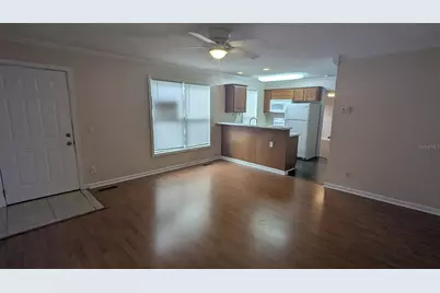 2905 SW Archer Road #T5028, Gainesville, FL 32608 - Photo 2