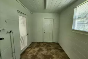 1014 NE 10th Pl, Gainesville, FL 32601 - Photo 32