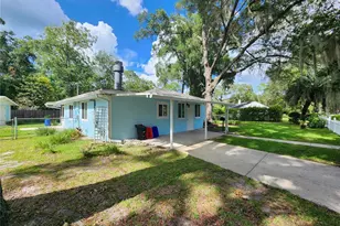 1014 NE 10th Pl, Gainesville, FL 32601 - Photo 2