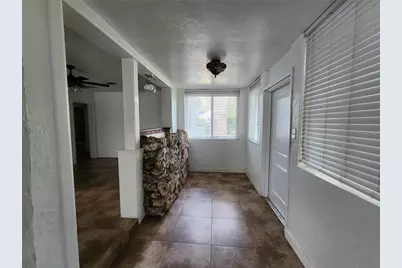 1014 NE 10th Place, Gainesville, FL 32601 - Photo 10