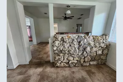 1014 NE 10th Place, Gainesville, FL 32601 - Photo 8