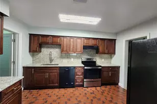 1014 NE 10th Pl, Gainesville, FL 32601 - Photo 26