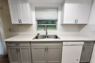 1209 SW 80th Dr, Gainesville, FL 32607 - Photo 12