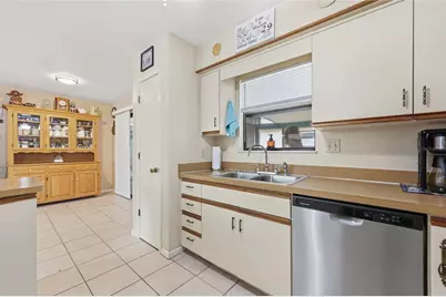 9028 NW 37th Circle, Gainesville, FL 32653 - Photo 16