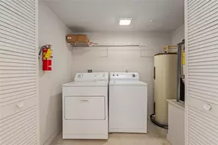 2360 SW Archer Rd, Gainesville, FL 32608 - Photo 14