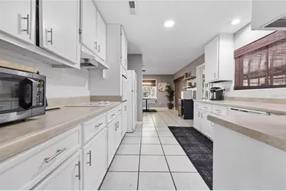 3321 NW 29th Avenue, Gainesville, FL 32605 - Photo 16