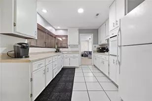 3321 NW 29th Ave, Gainesville, FL 32605 - Photo 14