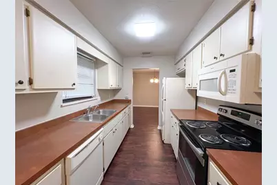 720 SW 77th Terrace, Gainesville, FL 32607 - Photo 6