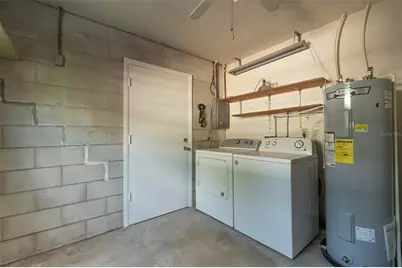 703 NE 6th Place, Gainesville, FL 32601 - Photo 24