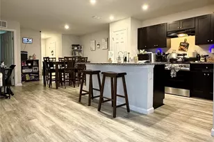 8139 Vining St, Jacksonville, FL 32210 - Photo 4