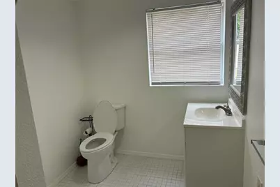 39029 1/2 Kirkland Drive, Zephyrhills, FL 33542 - Photo 12