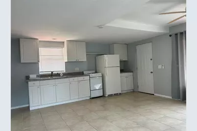 39029 1/2 Kirkland Drive, Zephyrhills, FL 33542 - Photo 4