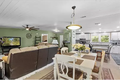 9859 NW 38th Terrace, Branford, FL 32008 - Photo 20